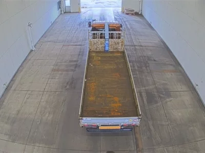 Nissan TRUCK