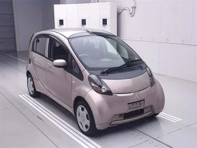 Mitsubishi I