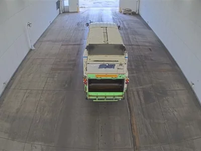 Nissan TRUCK