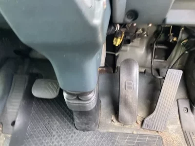 Nissan TRUCK