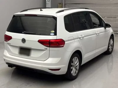 Volkswagen GOLF TOURAN