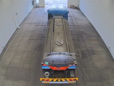 Nissan TRUCK