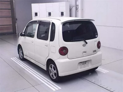Daihatsu MOVE LATTE