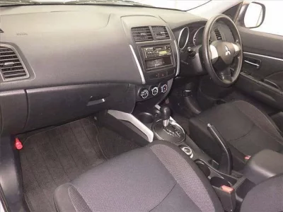 Mitsubishi RVR