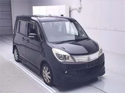 Mitsubishi DELICA D2