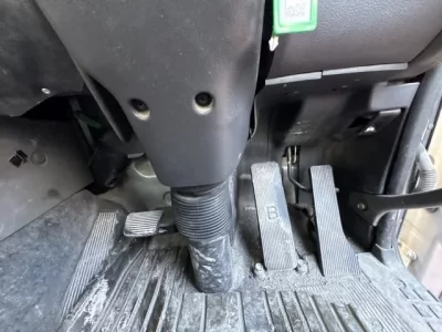 Nissan TRUCK