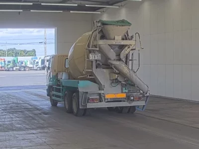 Mitsubishi FUSO FIGHTER