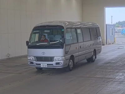 Toyota COASTER