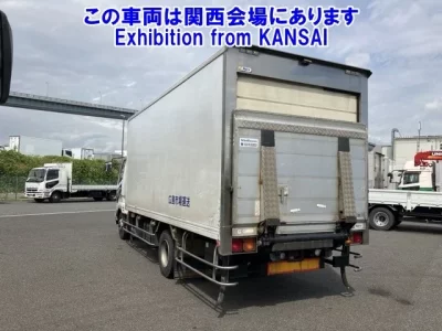 Mitsubishi FUSO FIGHTER