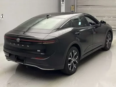 Toyota CROWN CROSSOVER