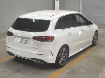 Mercedes-Benz B CLASS