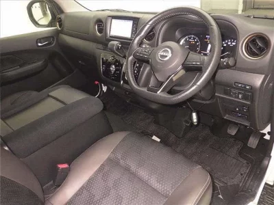 Nissan CARAVAN VAN