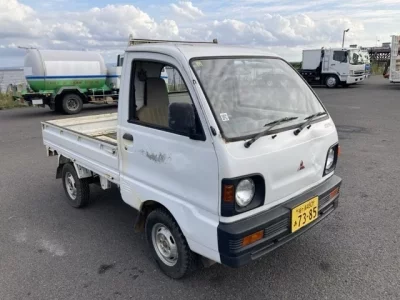 Mitsubishi MINICAB TRUCK