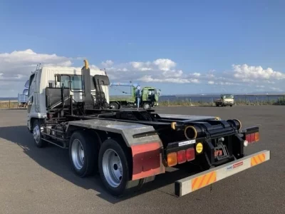 Mitsubishi FUSO FIGHTER