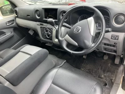 Nissan CARAVAN VAN