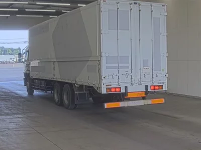 Mitsubishi FUSO FIGHTER