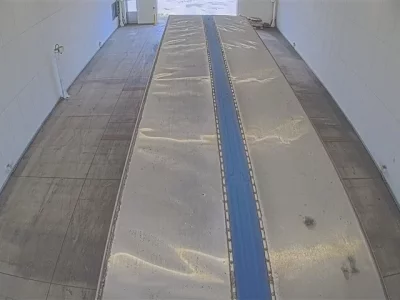 Nissan TRUCK
