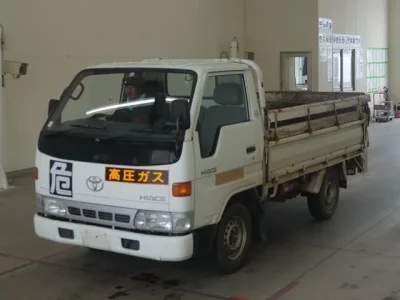 Toyota HIACE TRUCK