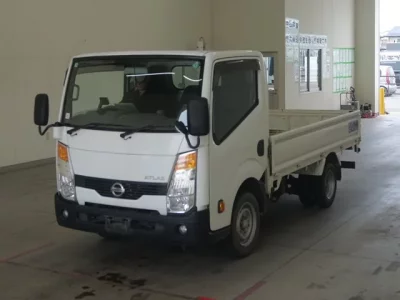 Nissan TRUCK