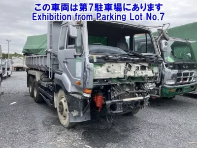 Nissan TRUCK