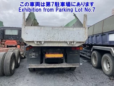 Nissan TRUCK