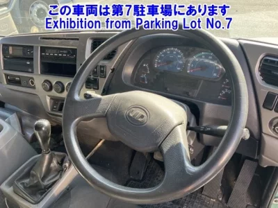 Nissan UD SERIES