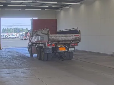 Nissan TRUCK