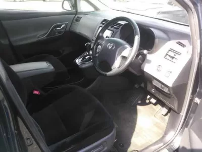 Toyota MARK X ZIO