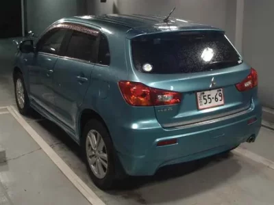 Mitsubishi RVR