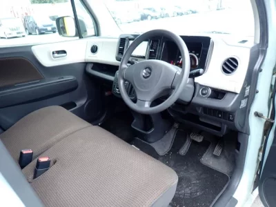 Suzuki MRWAGON