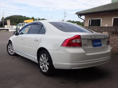 Volvo S80