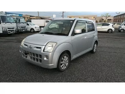 Nissan PINO