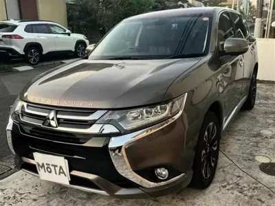 Mitsubishi OUTLANDER PHEV