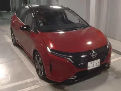 Nissan AURA