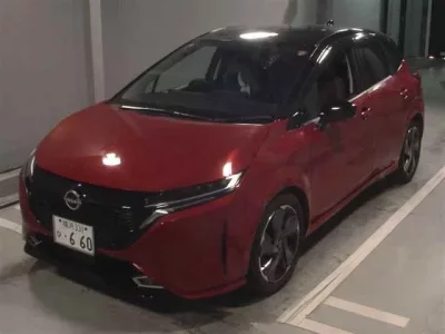 Nissan AURA