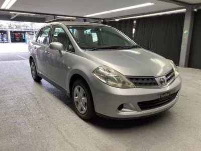Nissan TIIDA LATIO