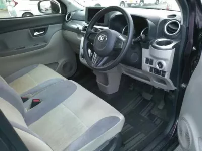 Toyota PIXIS JOY