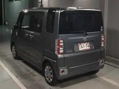 Toyota PIXIS MEGA