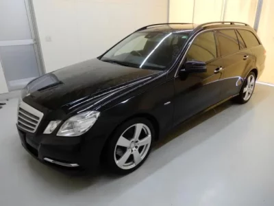 Mercedes-Benz E CLASS WAGON