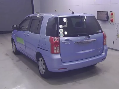 Toyota RAUM