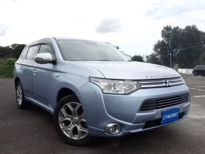 Mitsubishi OUTLANDER PHEV
