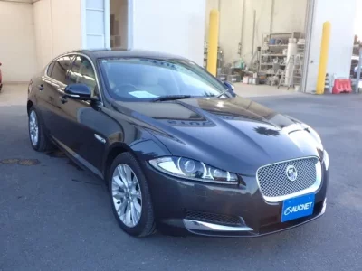 Jaguar XF SERIES