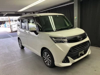Toyota TANK
