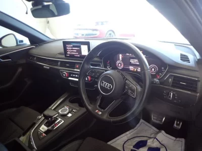 Audi S4