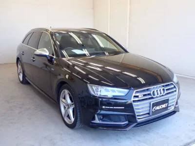 Audi S4