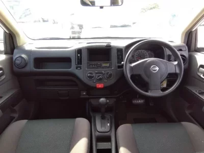 Nissan AD