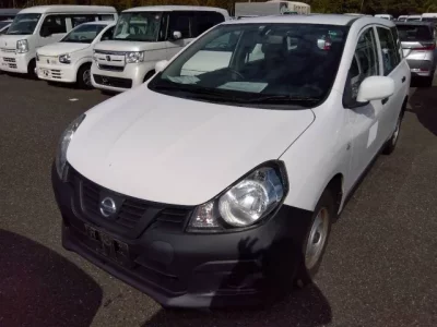 Nissan AD