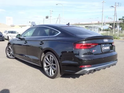 Audi S5