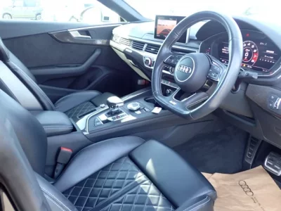 Audi S5