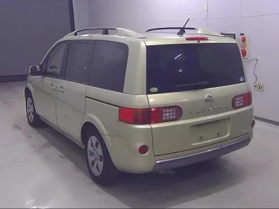 Nissan LAFESTA